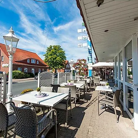 Butjadinger Tor 3*