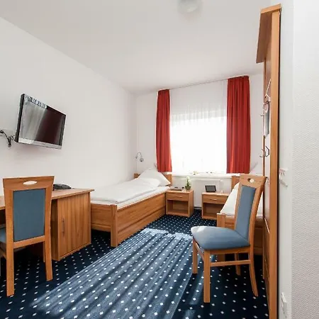 Butjadinger Tor Hotel 3*